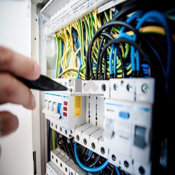 Mant. e Instalación de Redes Eléctricas - Imagen 3